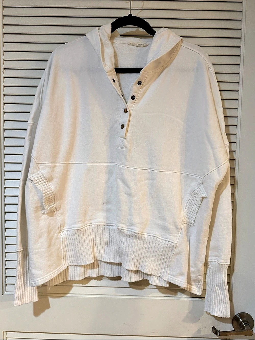 Lavender J White Pullover Hoodie Size Medium Like New